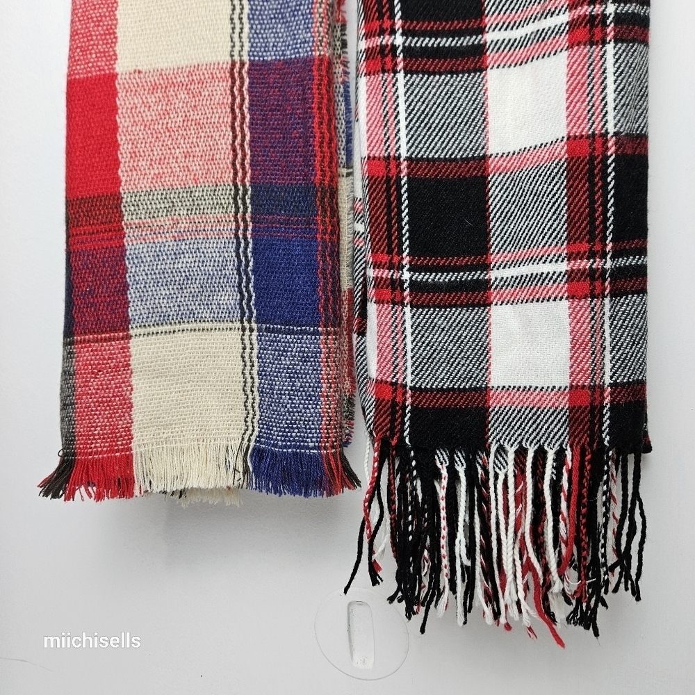 Scarfs - Picture 4 of 7
